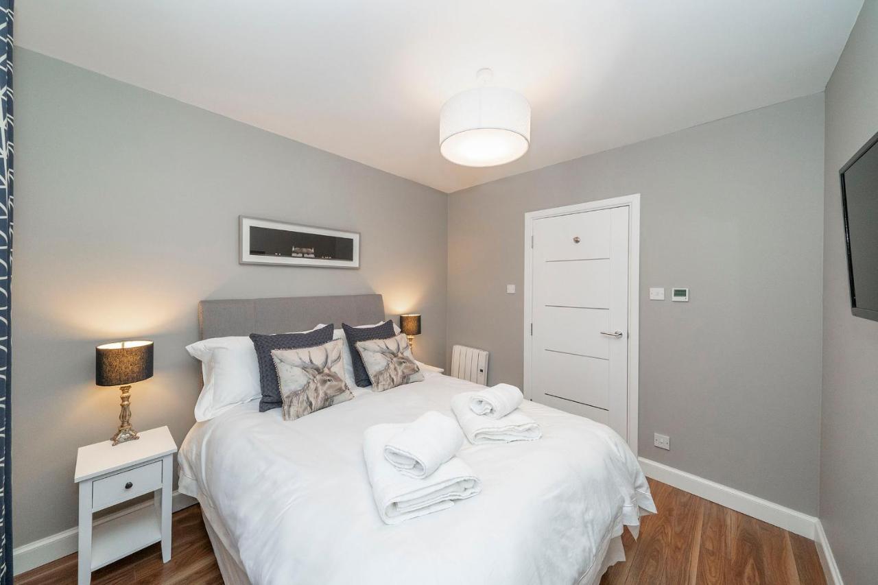 The Pines - Luxury 3-Bed Apartment Near Golf & Spa, Gleneagles, Auchterarder Exterior foto